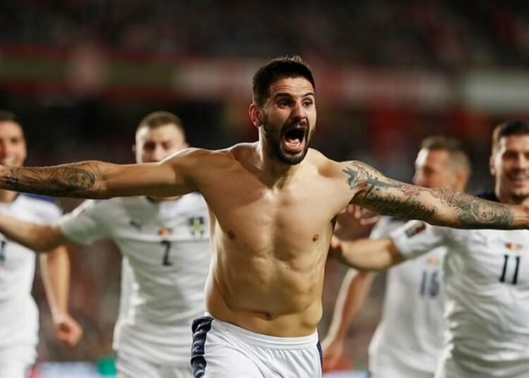 CRISTIANO RONALDO AND BRUNO FERNANDEZ COULD NOT QUALIFY PORTUGAL BUT RELY ON PLAY-OFFS