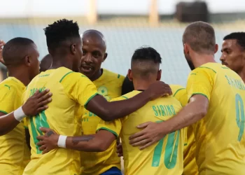 ZWANE SHOOTS MAMELODI SUNDOWNS INTO A PERFECT GROUP STAGE START