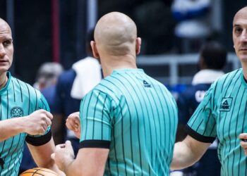 EXPERTS AND REFEREES OBSERVERS ANALYSIS AIMED AT INPROVING AND UNDERSTANDER REFEREES’ DECISIONS