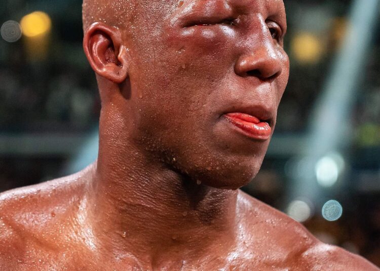 UGAS COULD NOT CONTAIN THE POWER OF SPENCE AS HE BOWS BY TKO