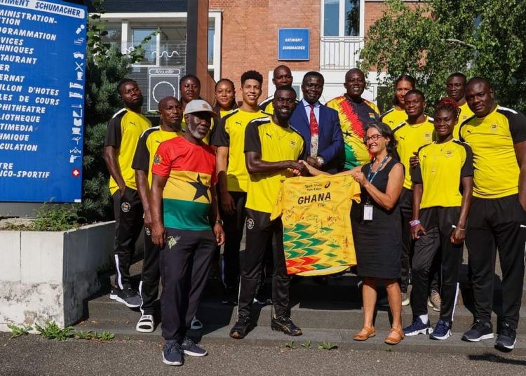 Ghanaian Athletes and Officials Presents gift to CREPS in Strasbourg
