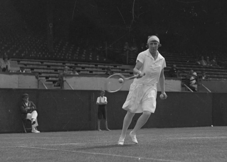 Esna Boyd inducted into Australian Tennis Hall of Fame